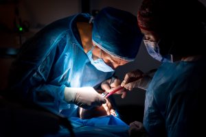 Choosing a cosmetic surgeon article image